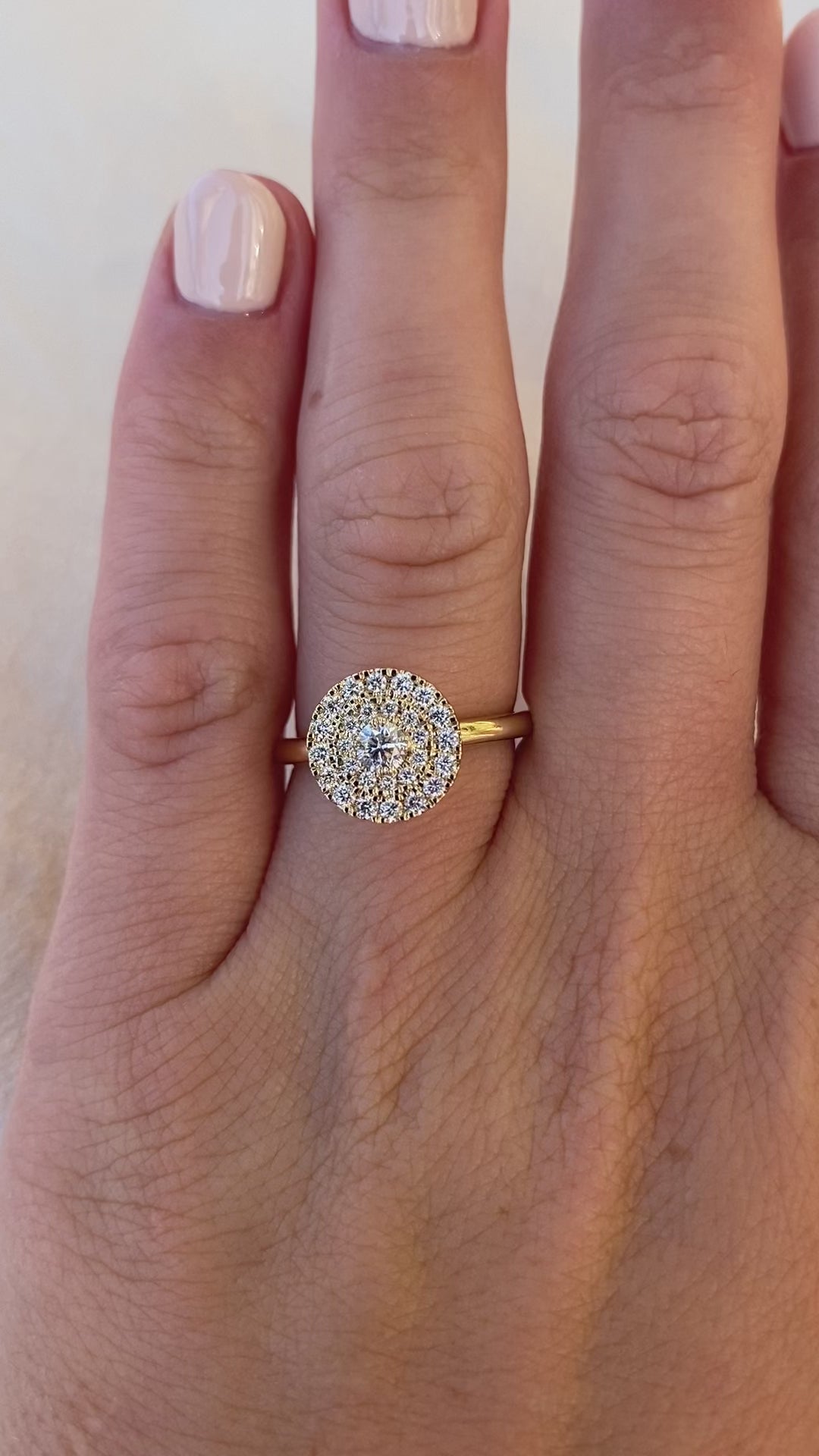 Rosetring med 0,49 ct. brillanter