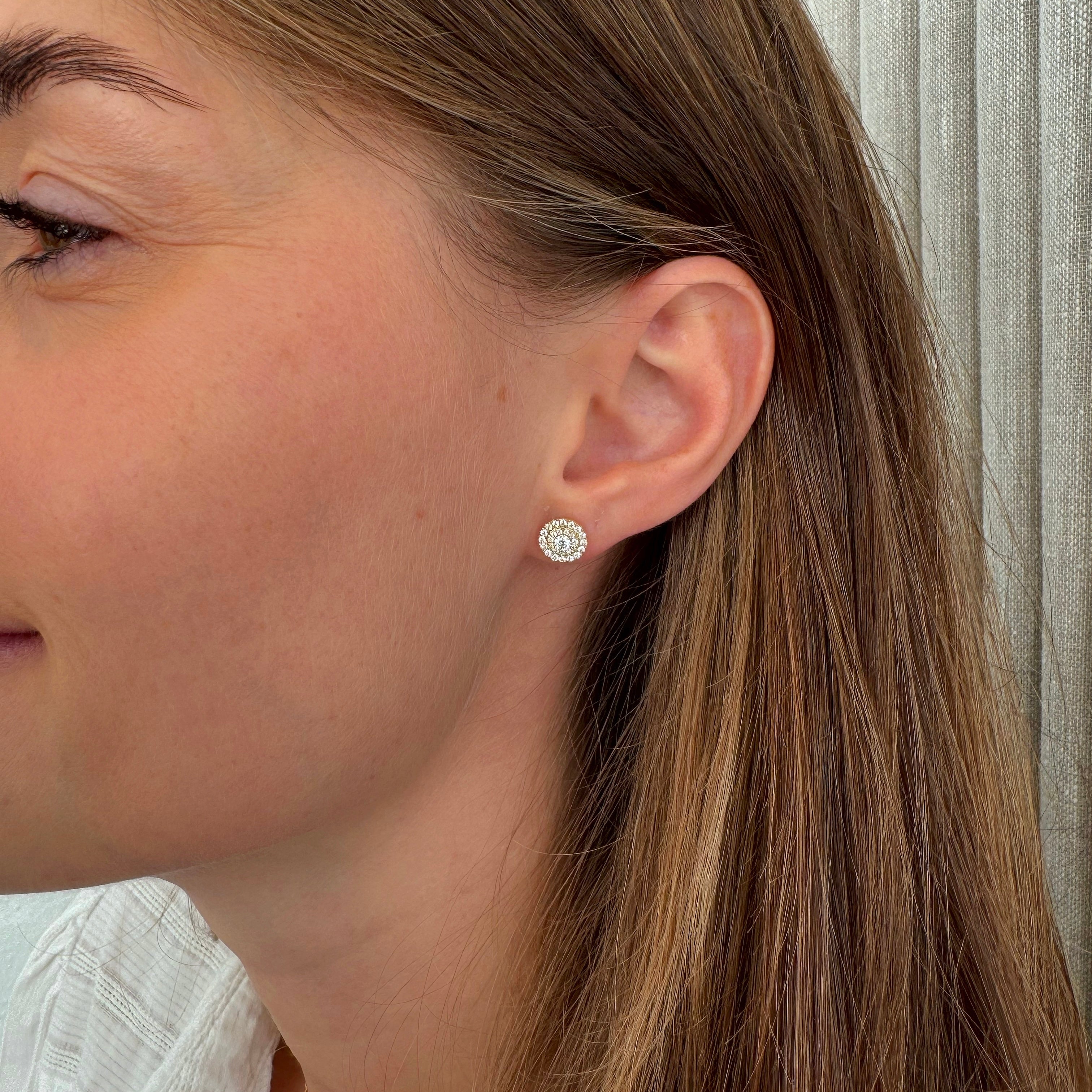 Roset ørestikkere med 0,49 ct. brillanter